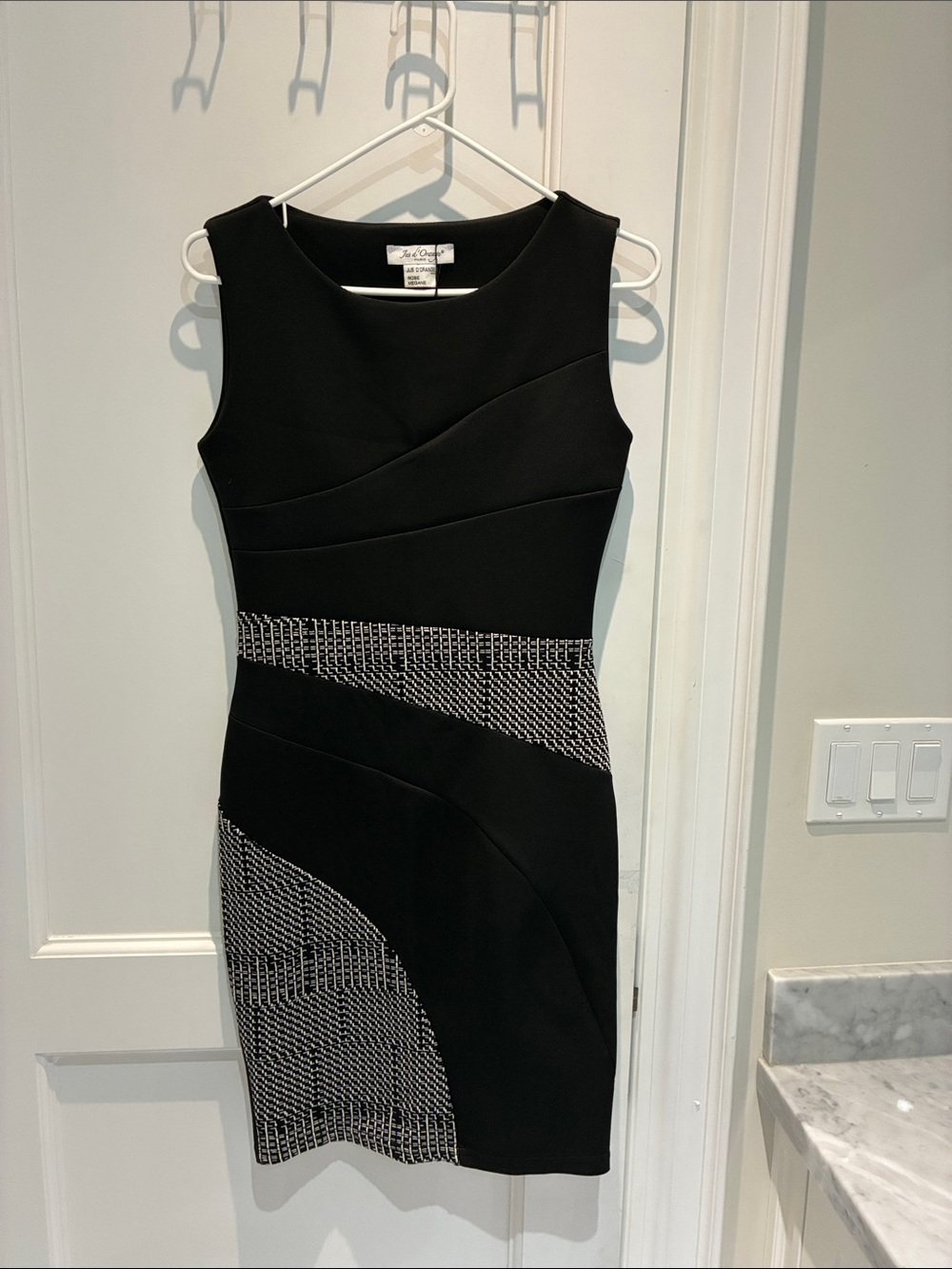 Jus d’Orange Black Sleeveless Midi Dress with Houndstooth Panels 👵MT